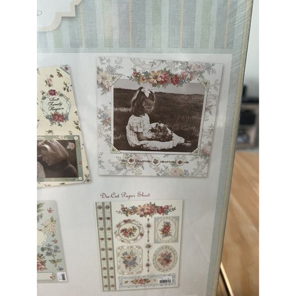 Daisy Hill 12×12 Vintage Scrapbook - 20 Top Loading Pages - Picture 3 of 6